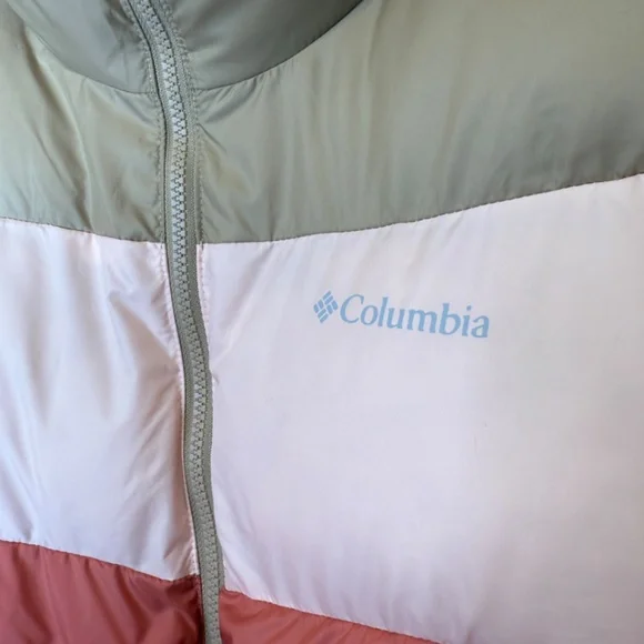 Columbia | NWT Puffect Color Blocked Jacket Vegan Friendly Soft Winter Coat - Picture 7 of 15